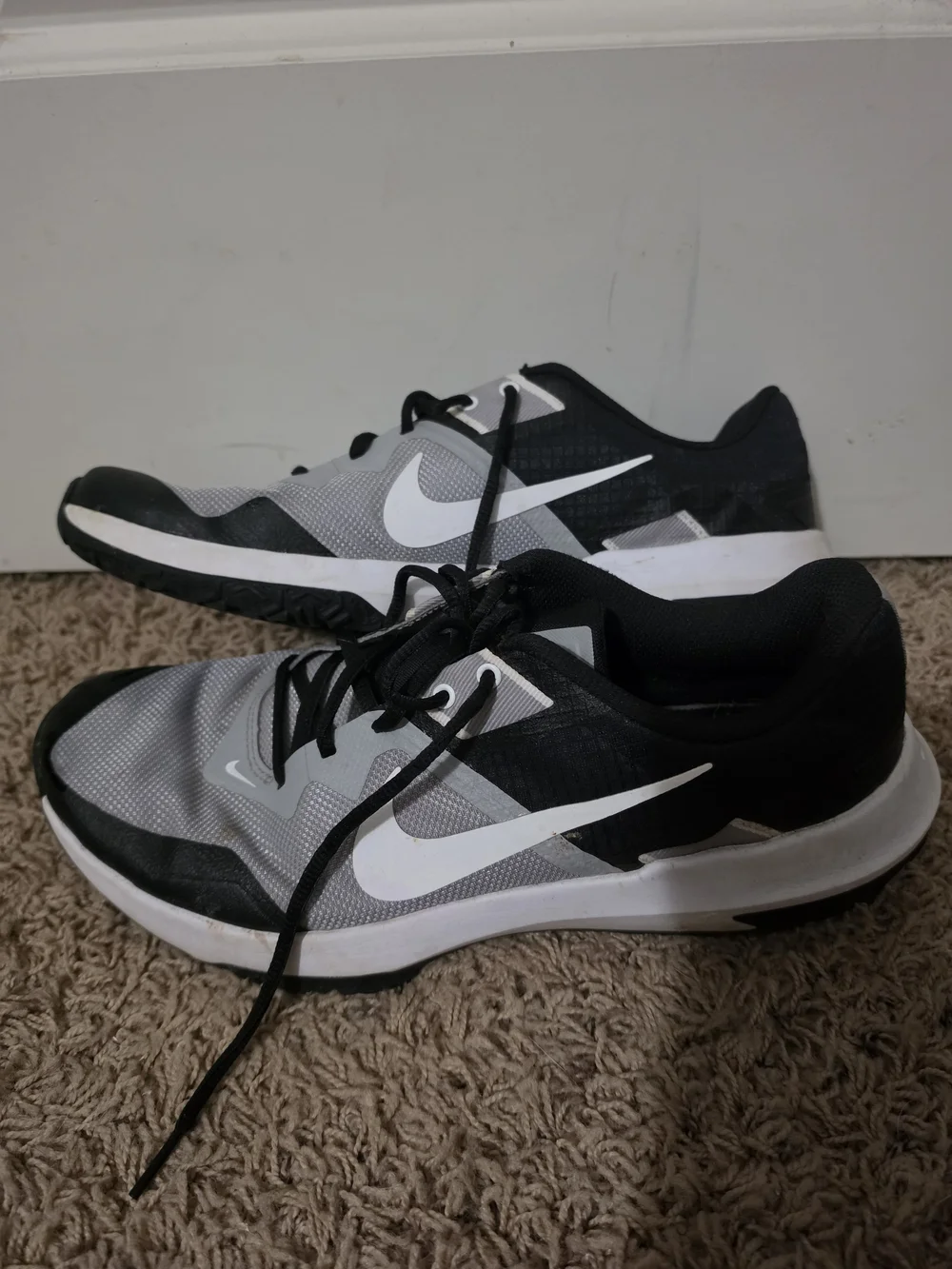 Nike Men's Black and Grey TR3